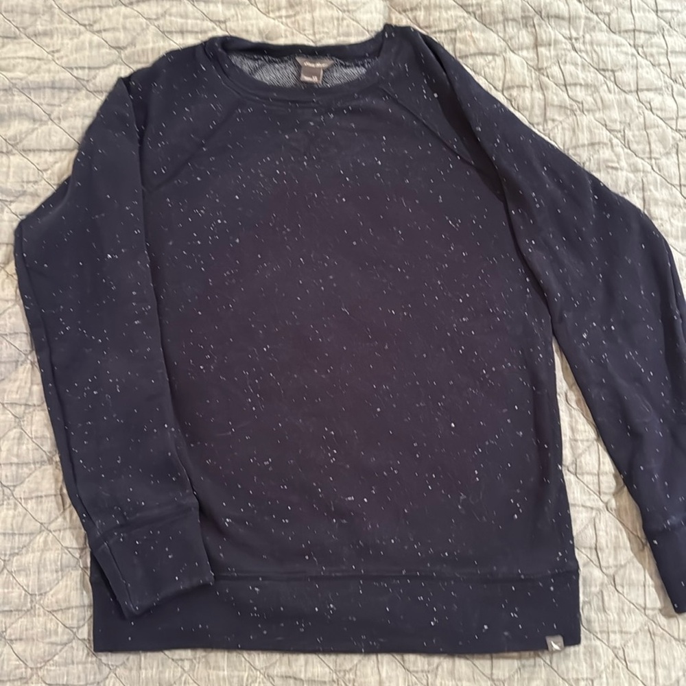 Eddie Bauer > Raglan Crewneck Sweatshirt